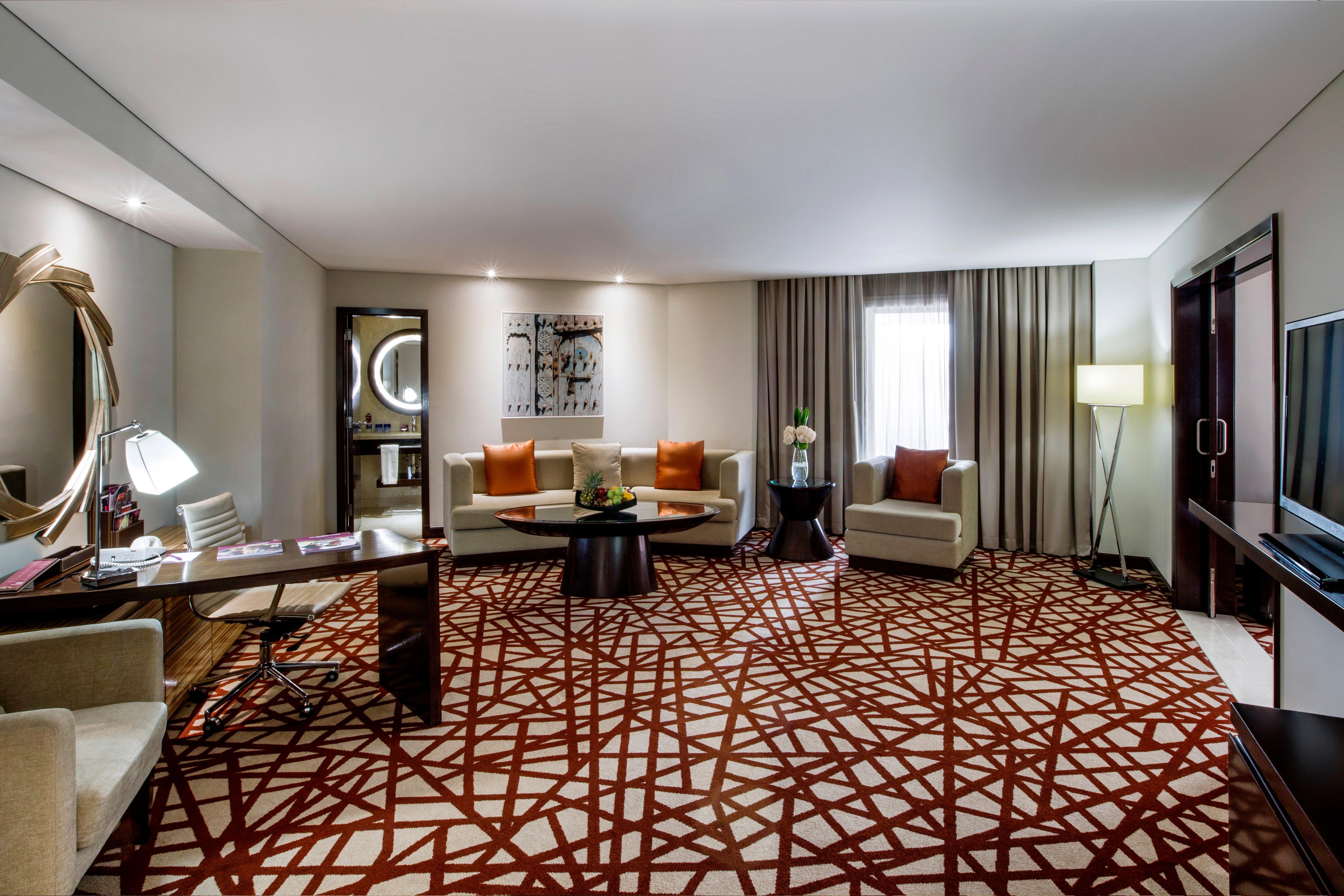 คราวน์ พลาซา ดูไบ เดรา Hotel ภายนอก รูปภาพ A suite at the hotel